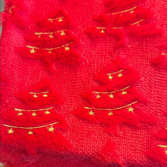 Set of 2 Festive Red and Gold Christmas Tree Pillow Covers 20”x20” - Picture 1 of 3